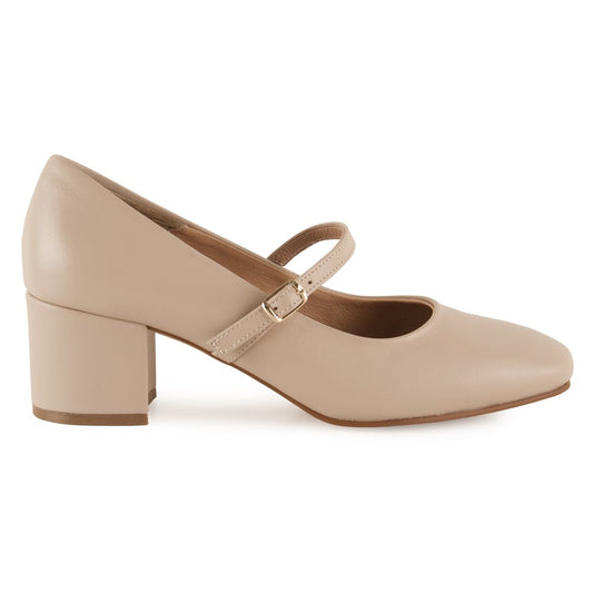 Zapato mercedita de piel beige con tacón medio y pulsera ajustable