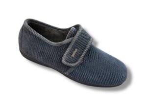 29032 Zapatilla para casa de caballero en suapel color azul con velcro y forro borreguillo, plantilla plumaflex.