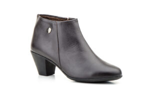 417 Botín para señora en piel con tacón y cremallera lateral de color marrón ( hecho en España)