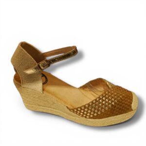 Cuña Señora color marrón K 962 – Elegancia Mediterránea, Estabilidad y Confort para Cada Paso