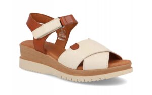 Sandalia de piel para mujer modelo 8000